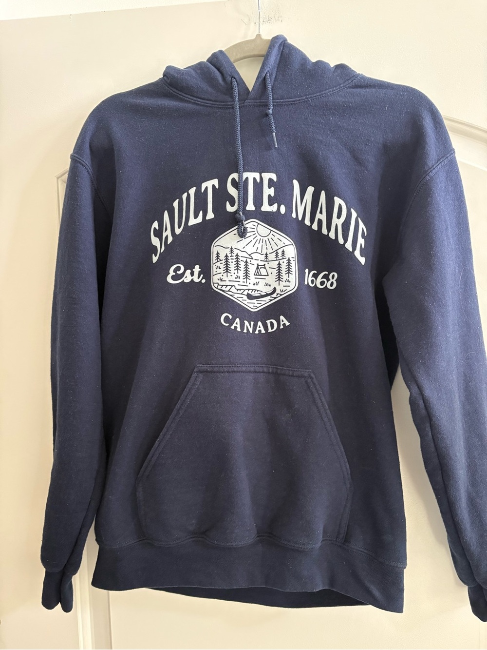 Sault Ste. Marie Canada Navy Hoodie - Pullover Sweatshirt